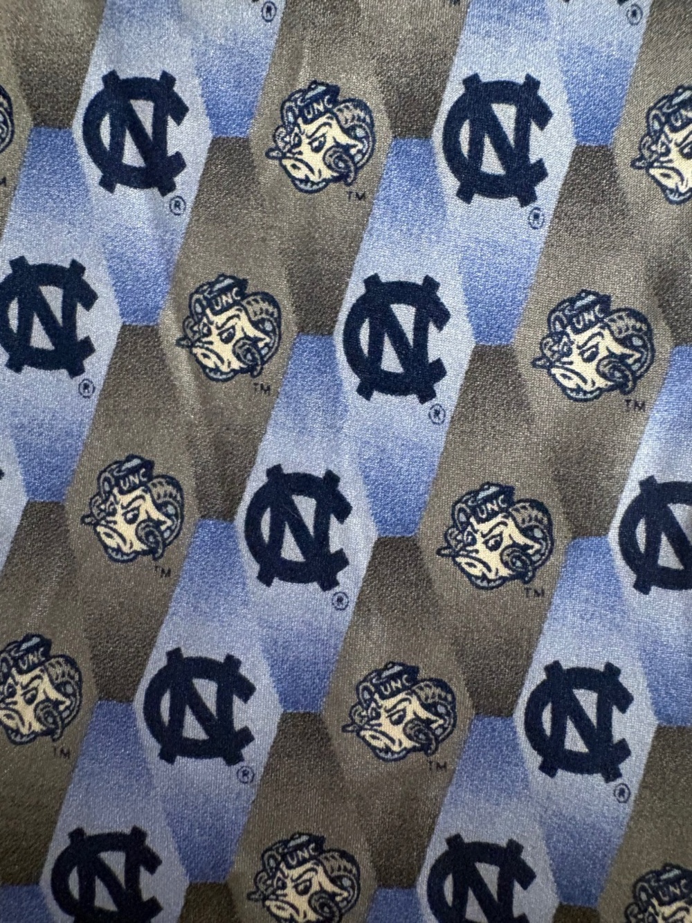 University of North Carolina UNC Tar Heels Eagles Wings Men's Silk Tie